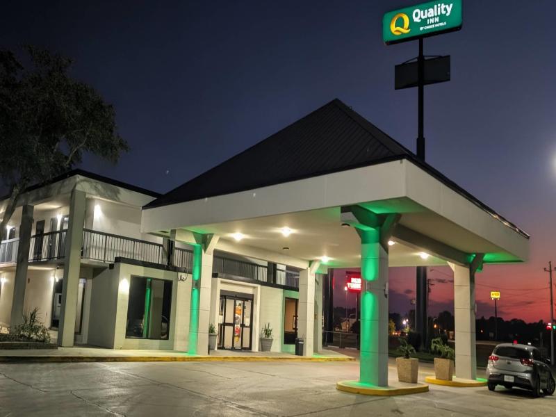 Quality Inn Moss Point - Pascagoula image