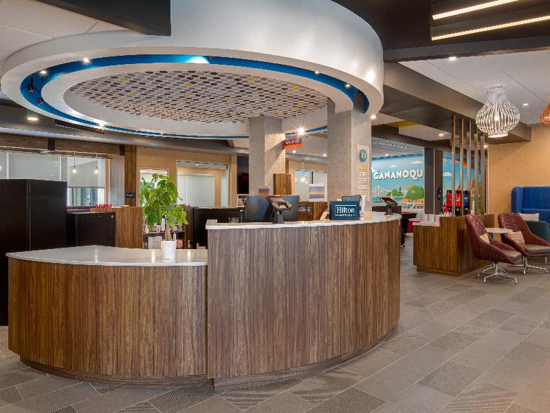 Tru by Hilton Gananoque, ON image