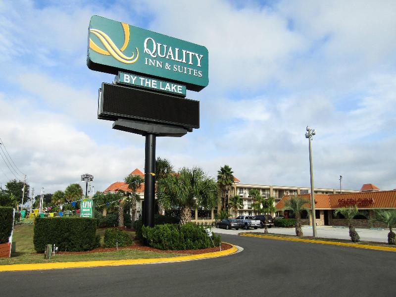 Quality Inn Suites Kissimmee By The Lake image