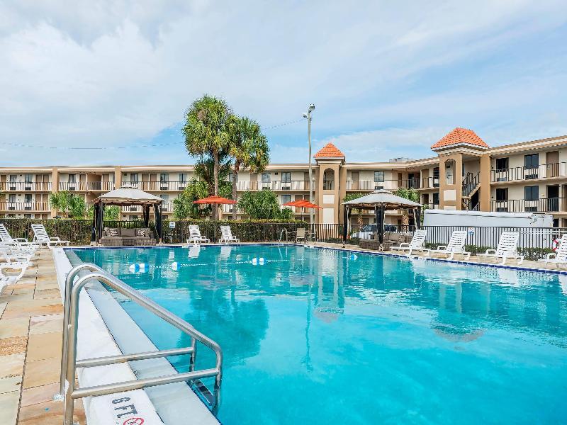 Quality Inn Suites Kissimmee By The Lake image
