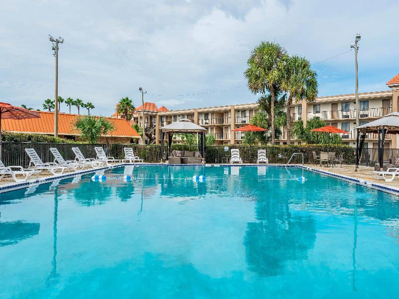 Quality Inn Suites Kissimmee By The Lake image