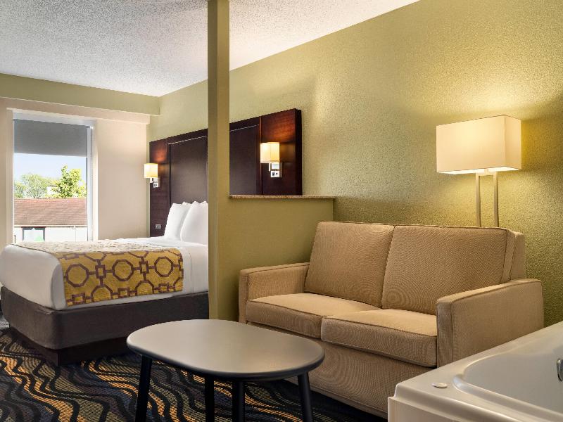 SUITE KING BED NON SMOKING