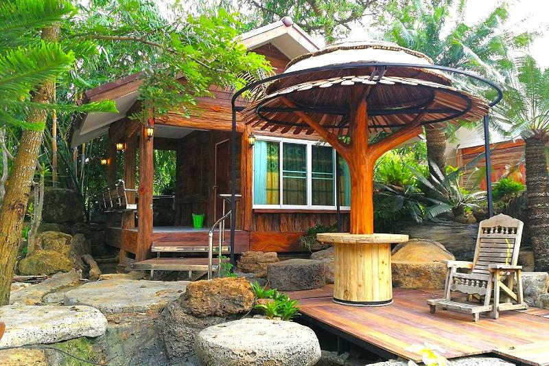 Punpoon Resort By Zuzu image