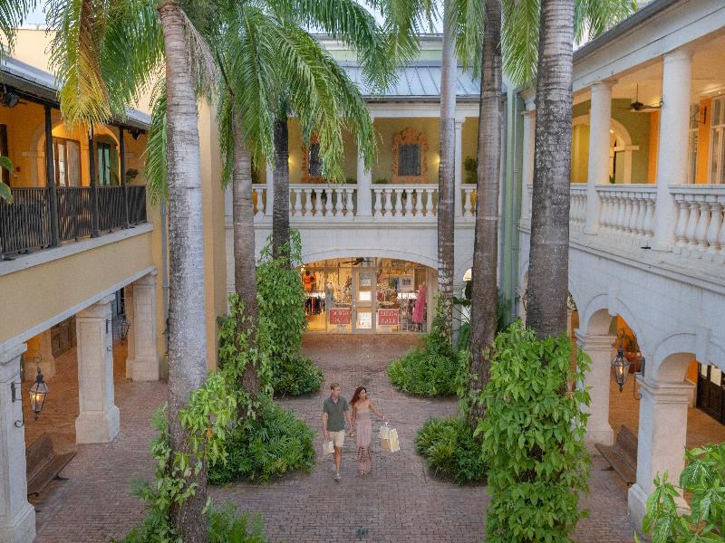Royalton Vessence Barbados, Adult-Oriented All-Inc image