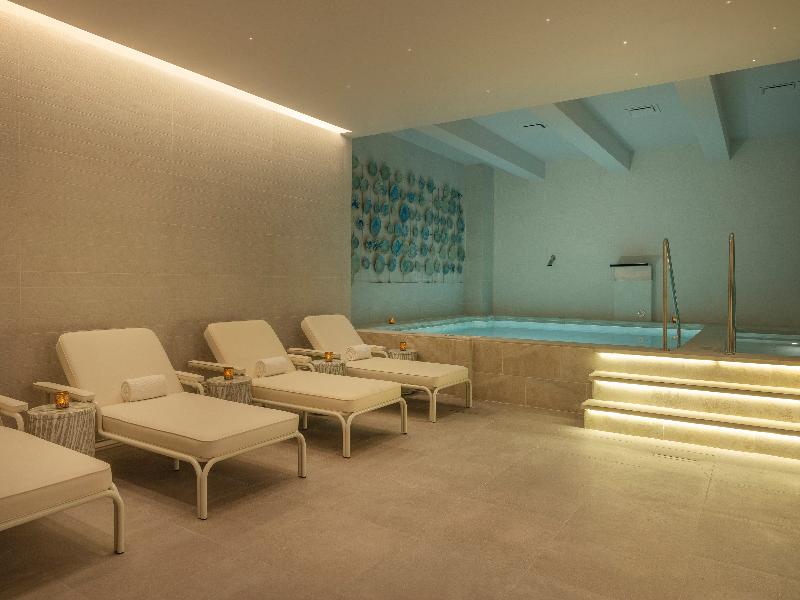Royalton Vessence Barbados, Adult-Oriented All-Inc image