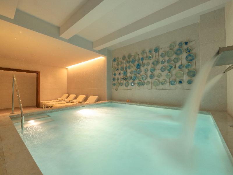 Royalton Vessence Barbados, Adult-Oriented All-Inc image