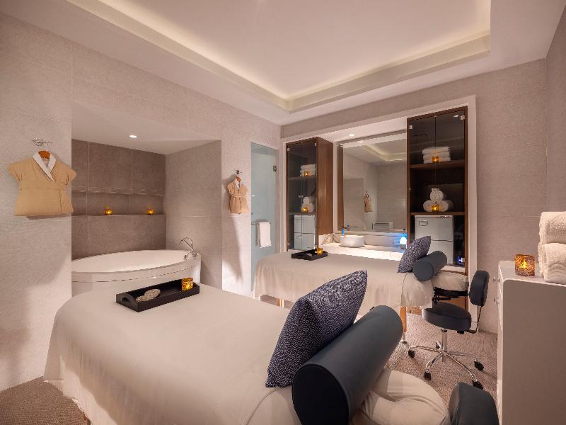 Royalton Vessence Barbados, Adult-Oriented All-Inc image