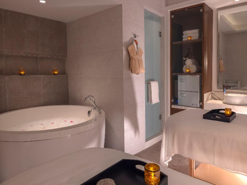 Royalton Vessence Barbados, Adult-Oriented All-Inc image