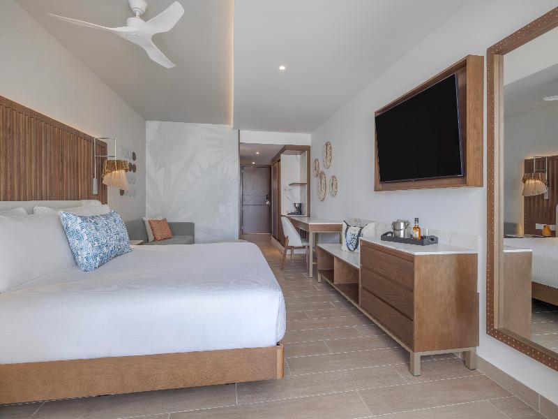 Royalton Vessence Barbados, Adult-Oriented All-Inc image