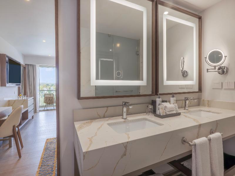 Royalton Vessence Barbados, Adult-Oriented All-Inc image