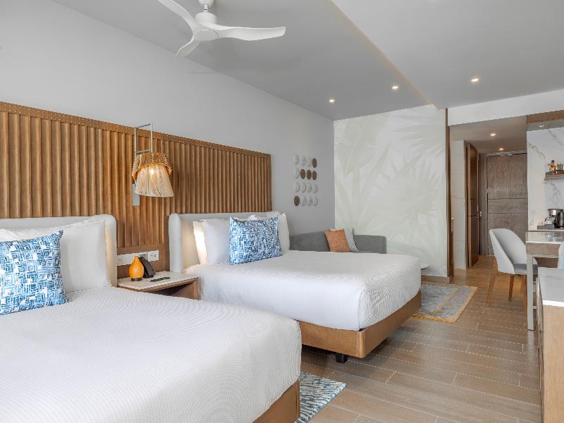 Royalton Vessence Barbados, Adult-Oriented All-Inc image