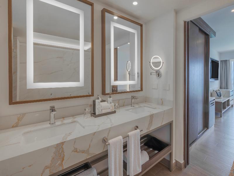 Royalton Vessence Barbados, Adult-Oriented All-Inc image
