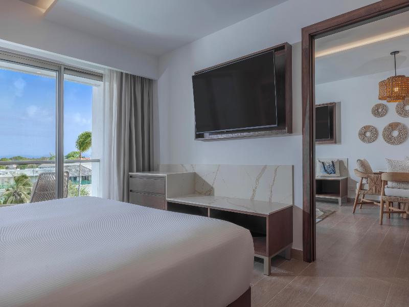 Royalton Vessence Barbados, Adult-Oriented All-Inc image