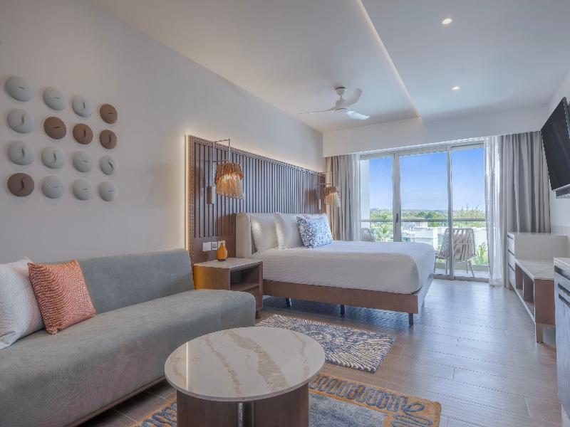 Royalton Vessence Barbados, Adult-Oriented All-Inc image