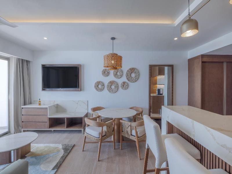 Royalton Vessence Barbados, Adult-Oriented All-Inc image
