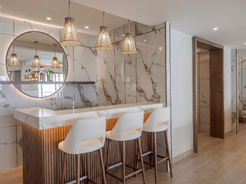 Royalton Vessence Barbados, Adult-Oriented All-Inc image