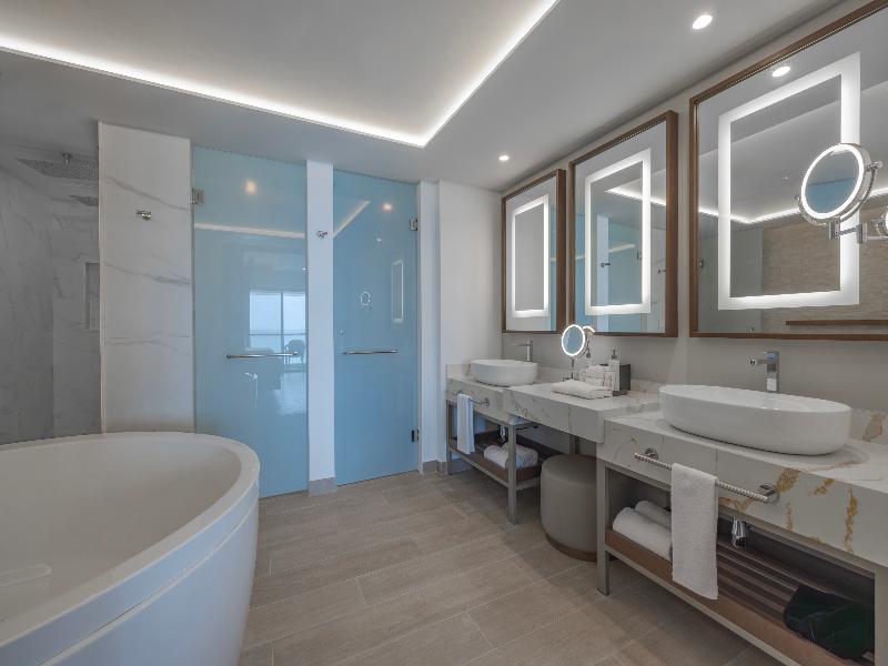 Royalton Vessence Barbados, Adult-Oriented All-Inc image