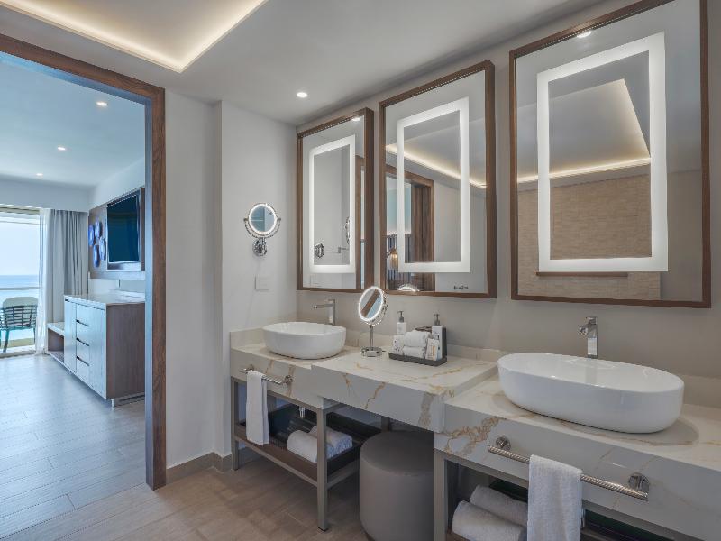 Royalton Vessence Barbados, Adult-Oriented All-Inc image