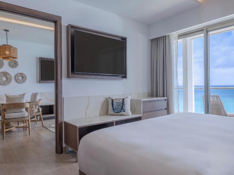 Royalton Vessence Barbados, Adult-Oriented All-Inc image
