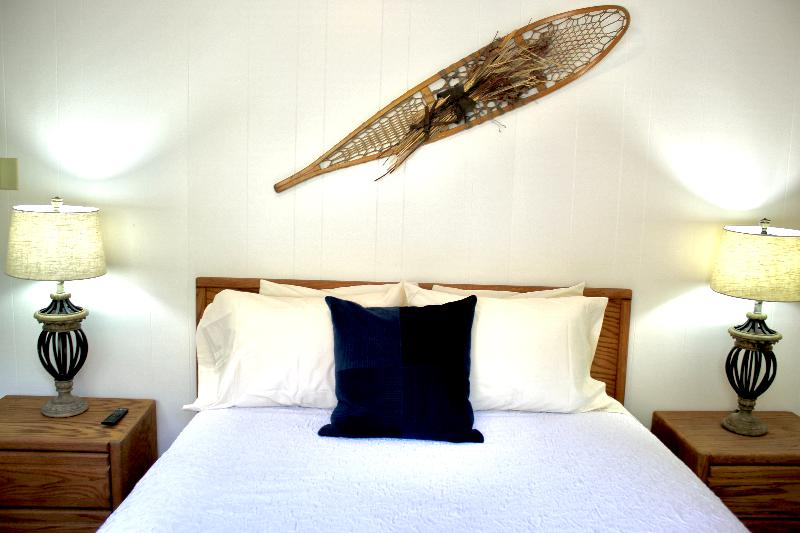Whispering Pines Motel image