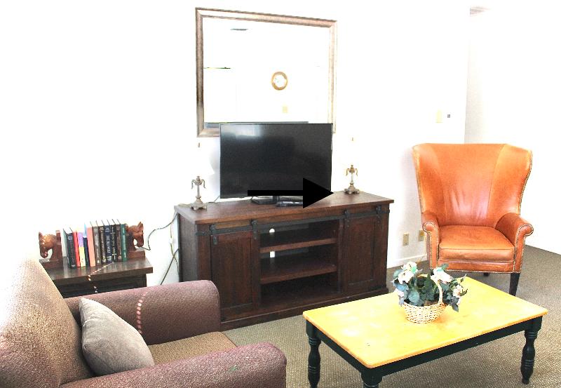 Whispering Pines Motel image