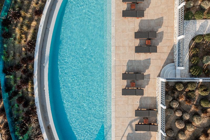 Nilea Island Living