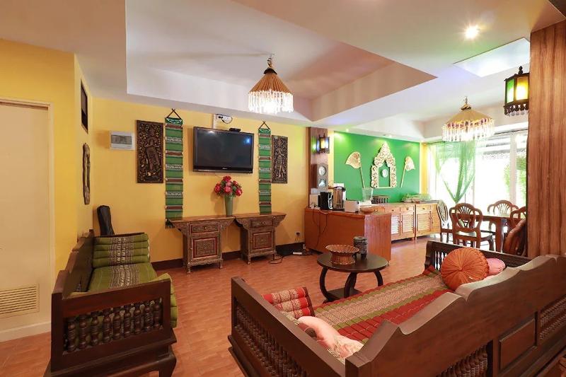 Lm Hostel By Zuzu image