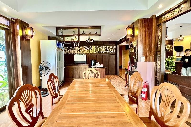 Lm Hostel By Zuzu image