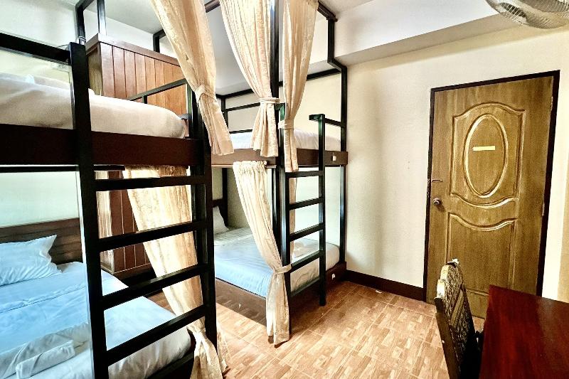 Lm Hostel By Zuzu image