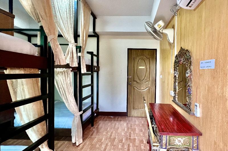 Lm Hostel By Zuzu image