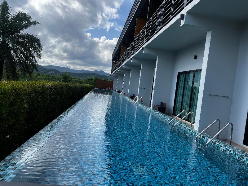 Hideaway Private Residence By Zuzu image