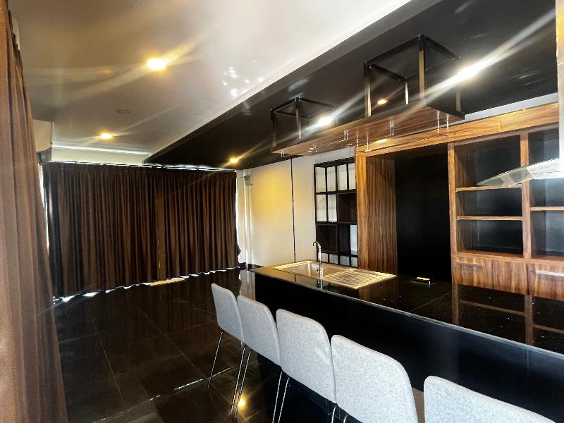 Hideaway Private Residence By Zuzu image