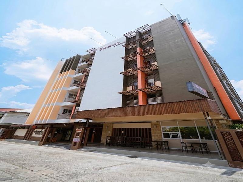 Jt Place Buriram By Zuzu image