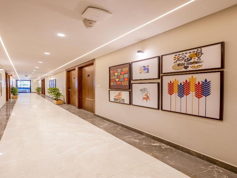 Saltstayz Premier - Paschim Vihar image