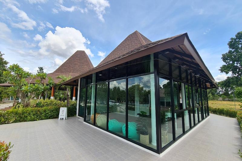 Phorpun Resort Lampang By Zuzu image