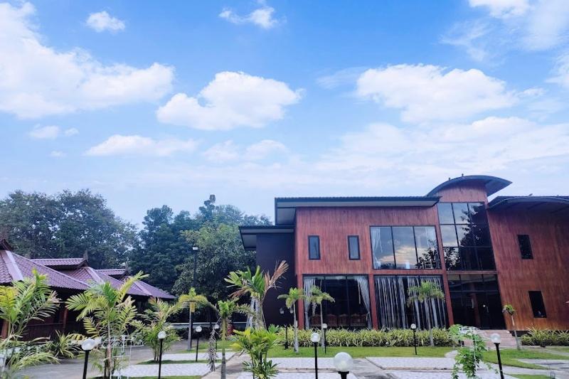 Phra Chan Khiang Dao Resort By Zuzu