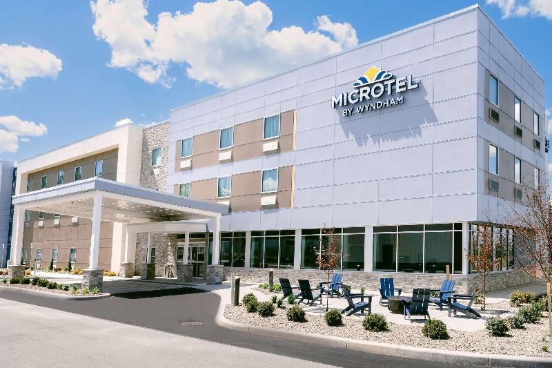 Microtel Inn & Suites By Wyndham Newark NY image