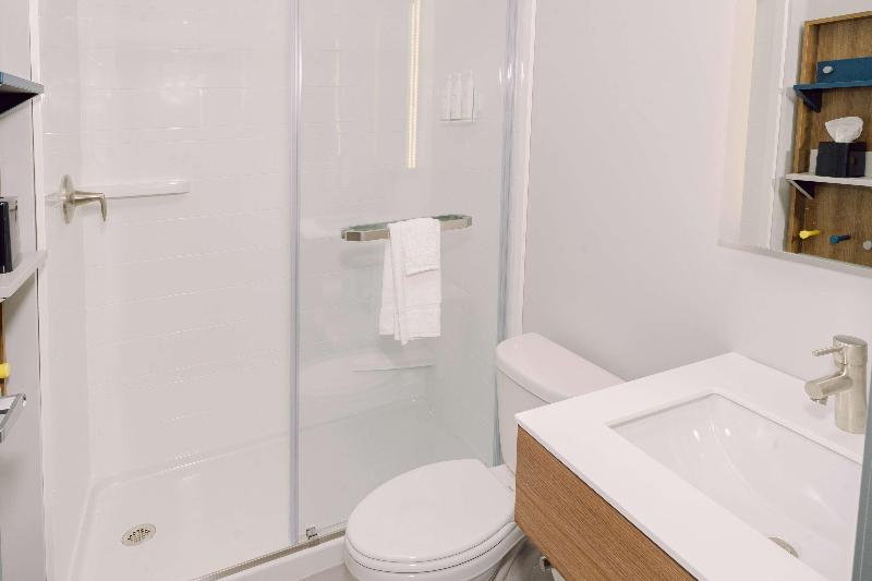 Microtel Inn & Suites By Wyndham Newark NY image