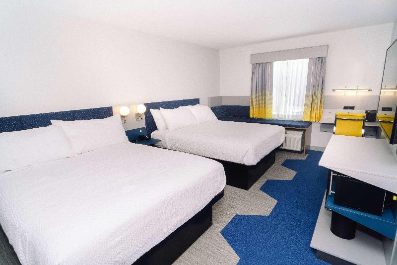 Microtel Inn & Suites By Wyndham Newark NY image