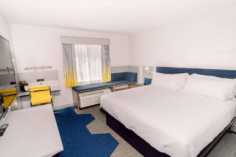 Microtel Inn & Suites By Wyndham Newark NY image