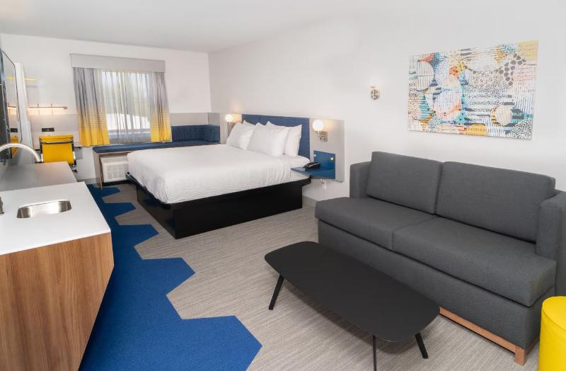 Microtel Inn & Suites By Wyndham Newark NY image