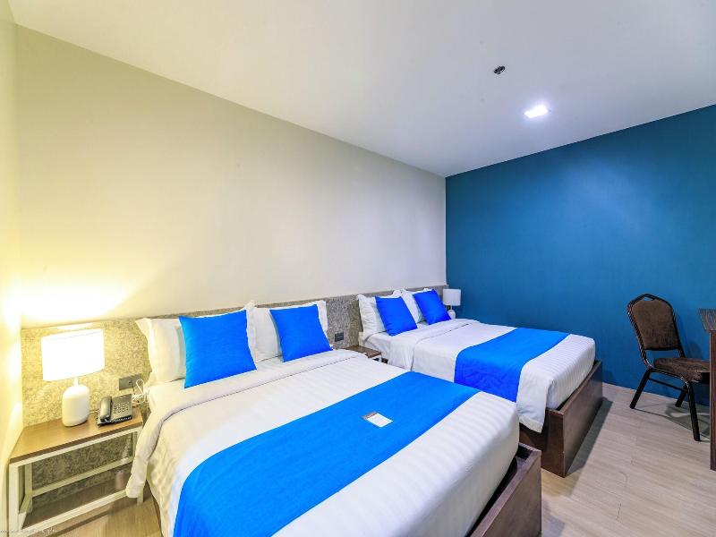 Fynn Boutique Hotel image