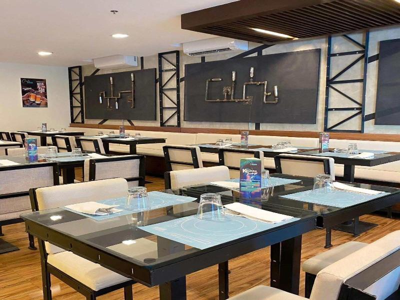 Fynn Boutique Hotel image