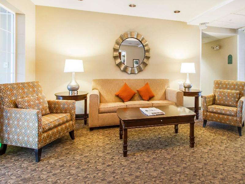 MainStay Suites Brentwood image