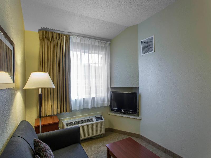 MainStay Suites Brentwood image