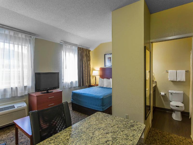 MainStay Suites Brentwood image