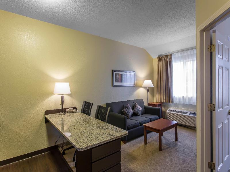 MainStay Suites Brentwood image