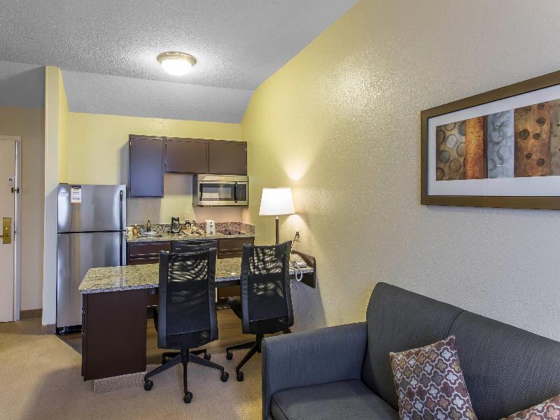 MainStay Suites Brentwood image