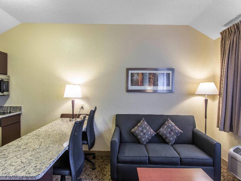 MainStay Suites Brentwood image