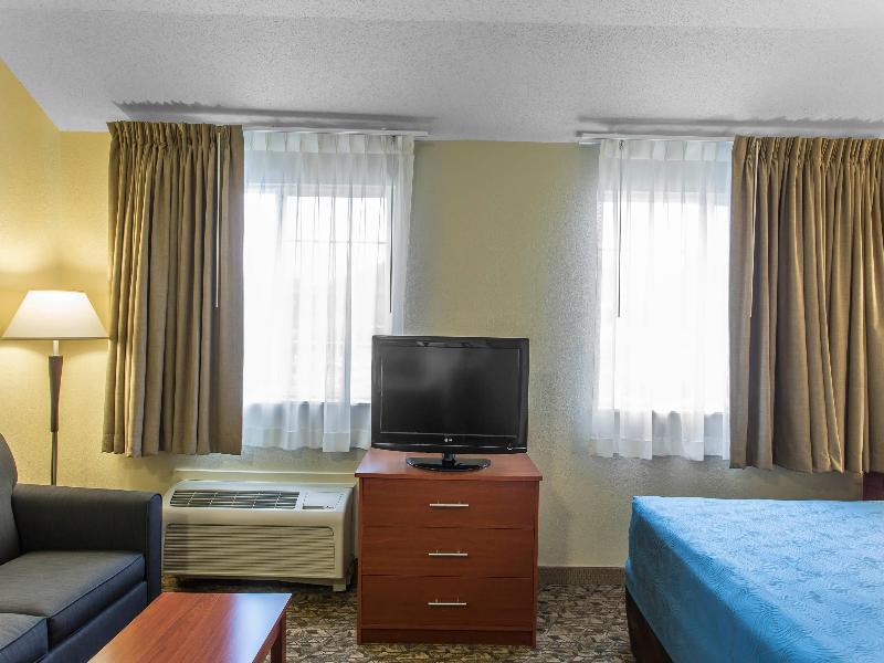MainStay Suites Brentwood image